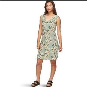 Patagonia NWOT Porch Song Dress in Squash Blossom Elwood Green